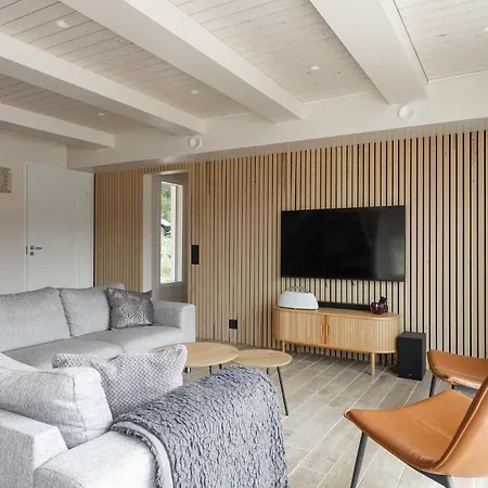 Moekki Ulkoporealtaalla Apartmán *