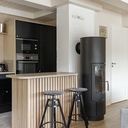 Moekki Ulkoporealtaalla *