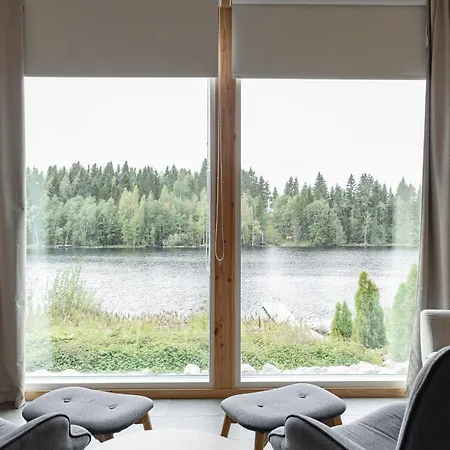 Moekki Ulkoporealtaalla