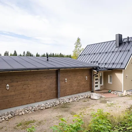 公寓 Moekki Ulkoporealtaalla Uurainen