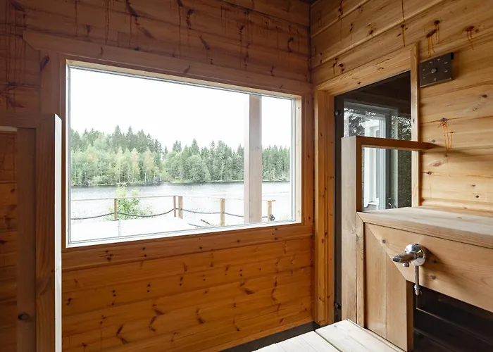 Moekki Ulkoporealtaalla *